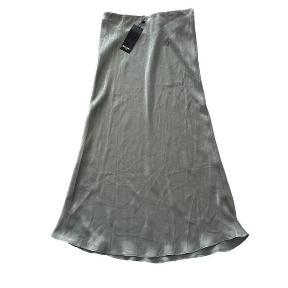 Nasty Gal Satin Maxi Skirt Sage Green Size 6 NWT Festival Preppy Y2K - Picture 2 of 4